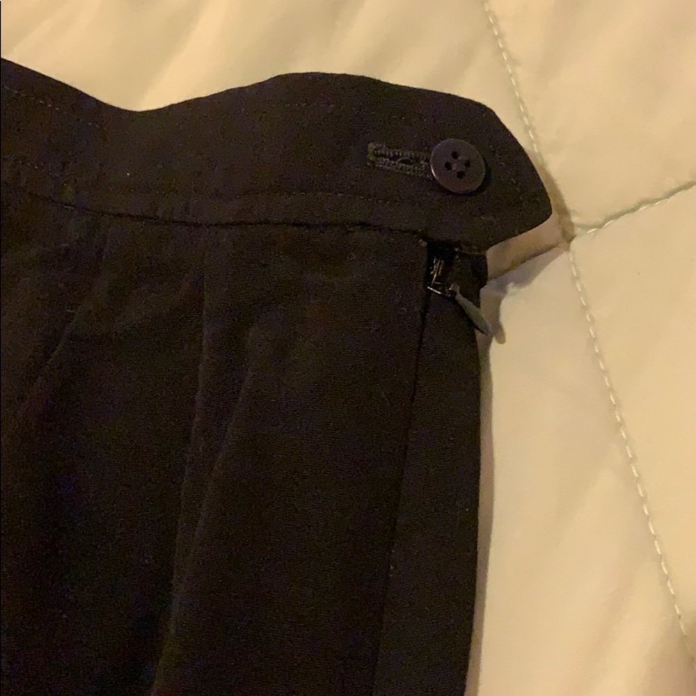 Very casual Yves Saint Laurent skirt waist 26 inch - Picture 3 of 3